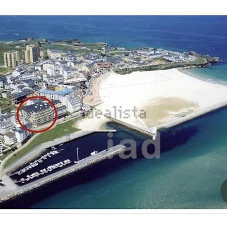 شقة Enfoz Con Parking Y A La Orilla Del Mar المظهر الخارجي الصورة